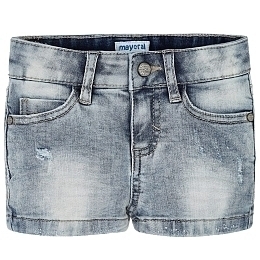 Серые джинсовые шорты  от бренда Mayoral