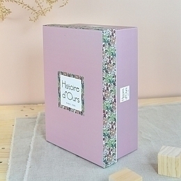 Зайчик в подарочной коробке розовый от бренда Histoire d'Ours