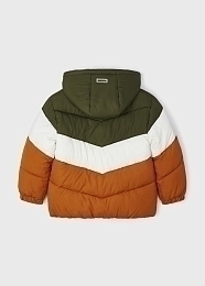 Куртка с капюшоном трехцветная от бренда Mayoral
