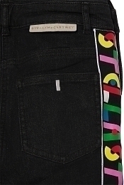 Комбинезон джинсовый с разноцветными буквами от бренда Stella McCartney kids