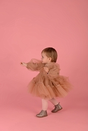 Платье пудрового цвета от бренда Raspberry Plum