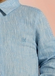 Рубашка голубого цвета с вышивкой от бренда Abel and Lula