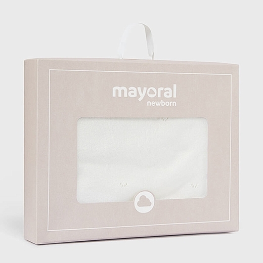 Плед молочного цвета с фигурными краями от бренда Mayoral