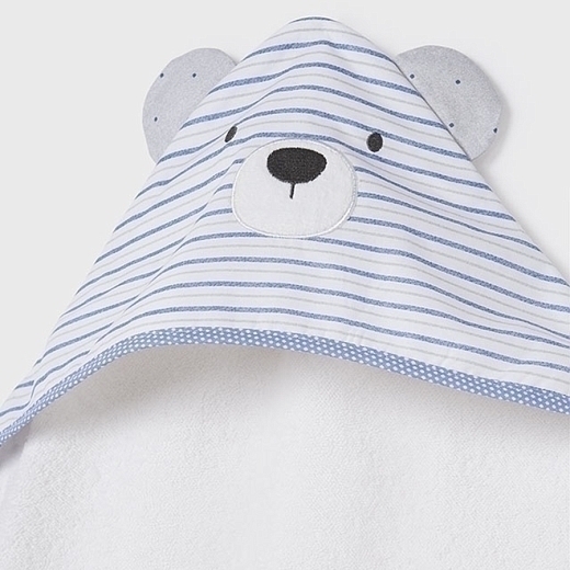 Синее полотенце с вышитой головой медведя от бренда Mayoral
