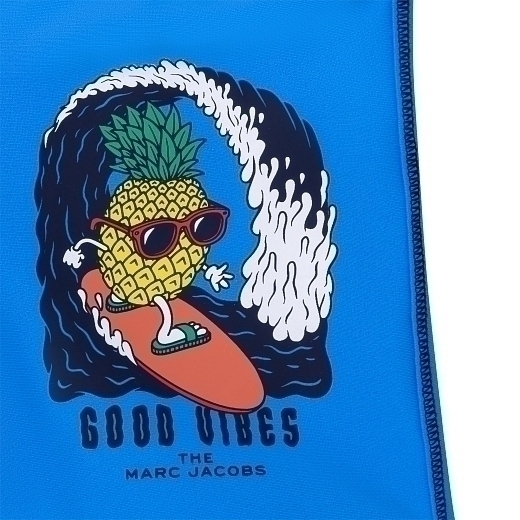 Плавки синего цвета с ананасом от бренда LITTLE MARC JACOBS