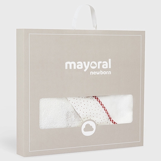 Бежевое полотенце с мишками от бренда Mayoral
