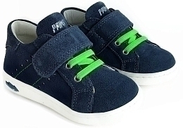 Кеды с ярко-зелеными шнурками от бренда PRIMIGI