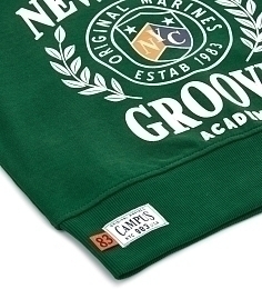 Свитшот зеленого цвета с эмблемой от бренда Original Marines