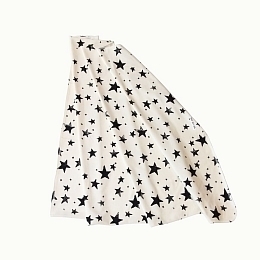 Одеяло с черными звездами от бренда Noe&Zoe