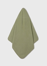 Полотенце-уголок зеленое с мишкой в шляпе от бренда Mayoral
