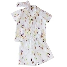 Пижама: рубашка с коротким рукавом, шортами и маской для сна от бренда Mum of Six
