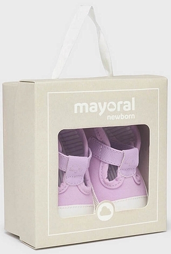 Пинетки - сандалии сиреневого цвета от бренда Mayoral